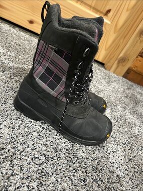 Keen Black Winter Boots with Pink Plaid Panels